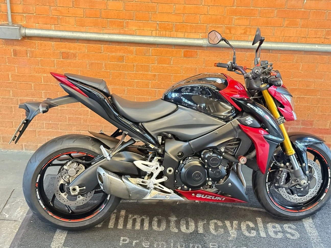 SUZUKI GSX S1000 ABS