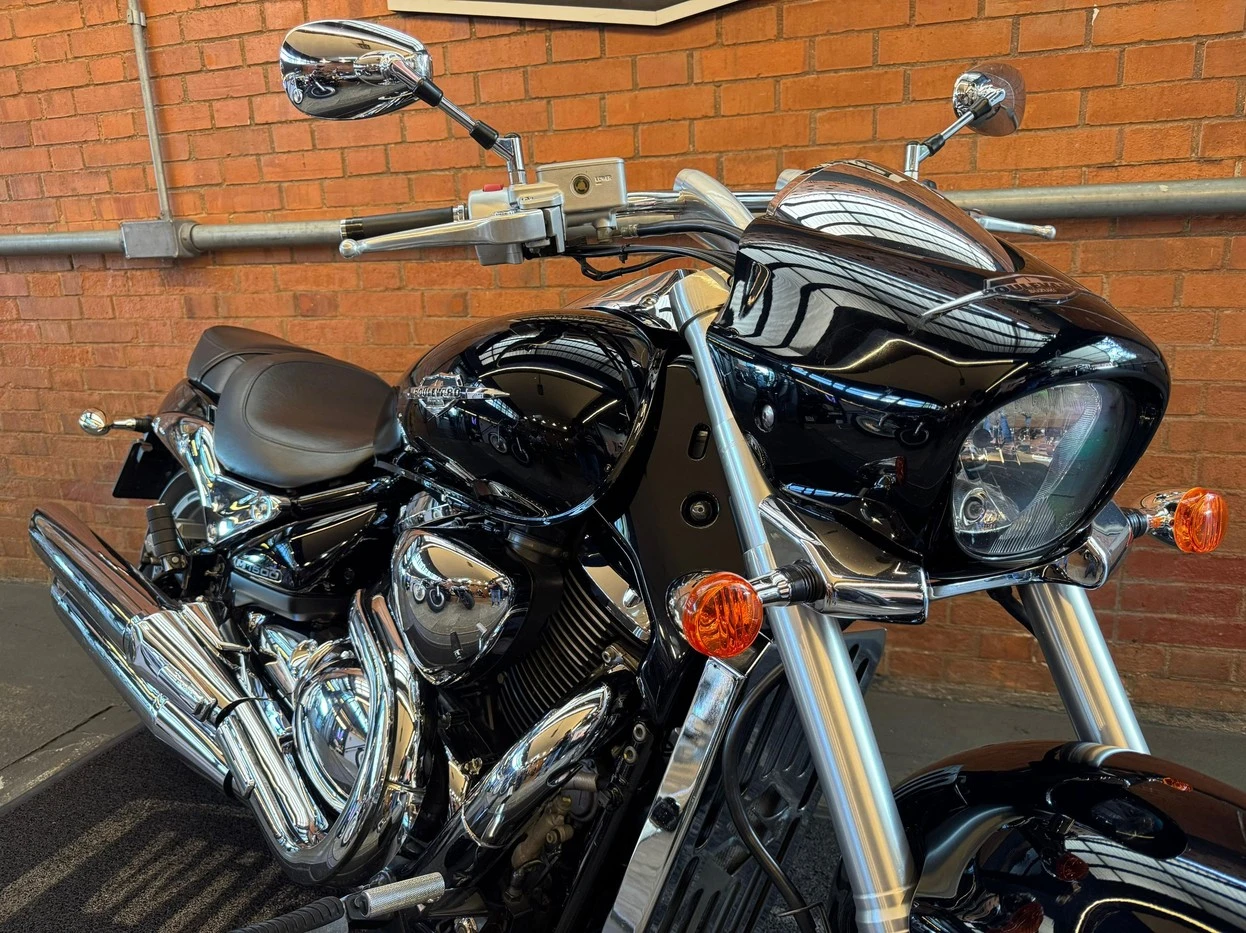 SUZUKI BOULEVARD M1500R