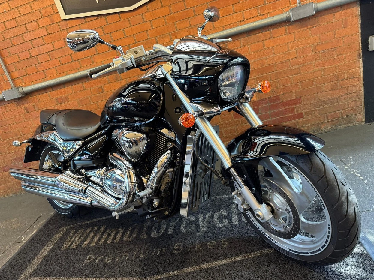 SUZUKI BOULEVARD M1500R