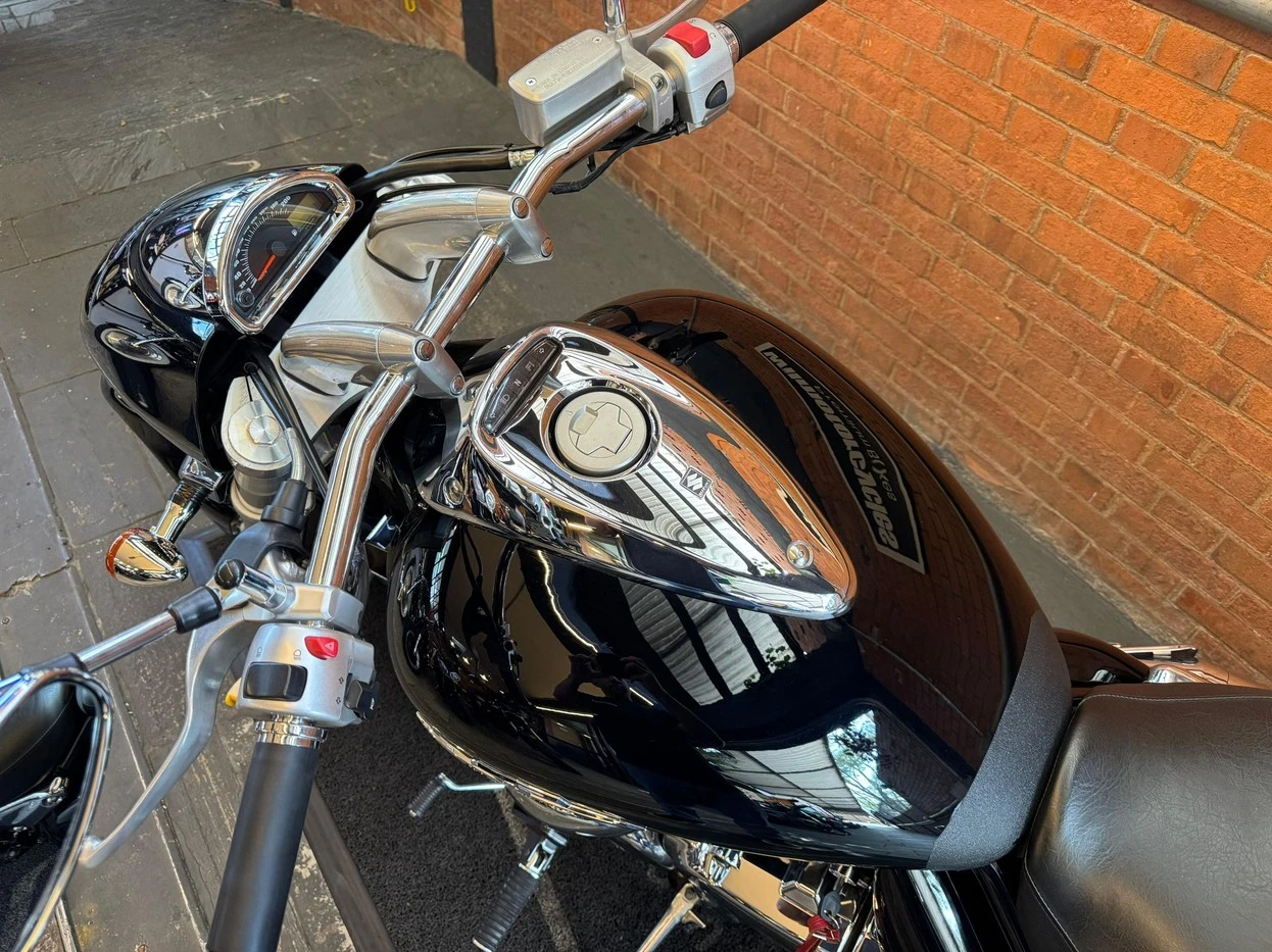 SUZUKI BOULEVARD M1500R