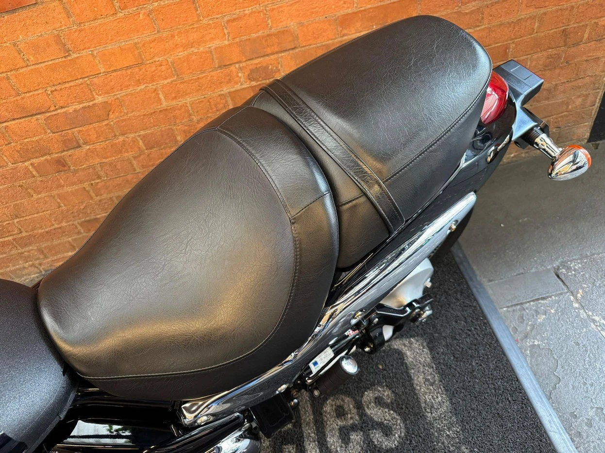 SUZUKI BOULEVARD M1500R