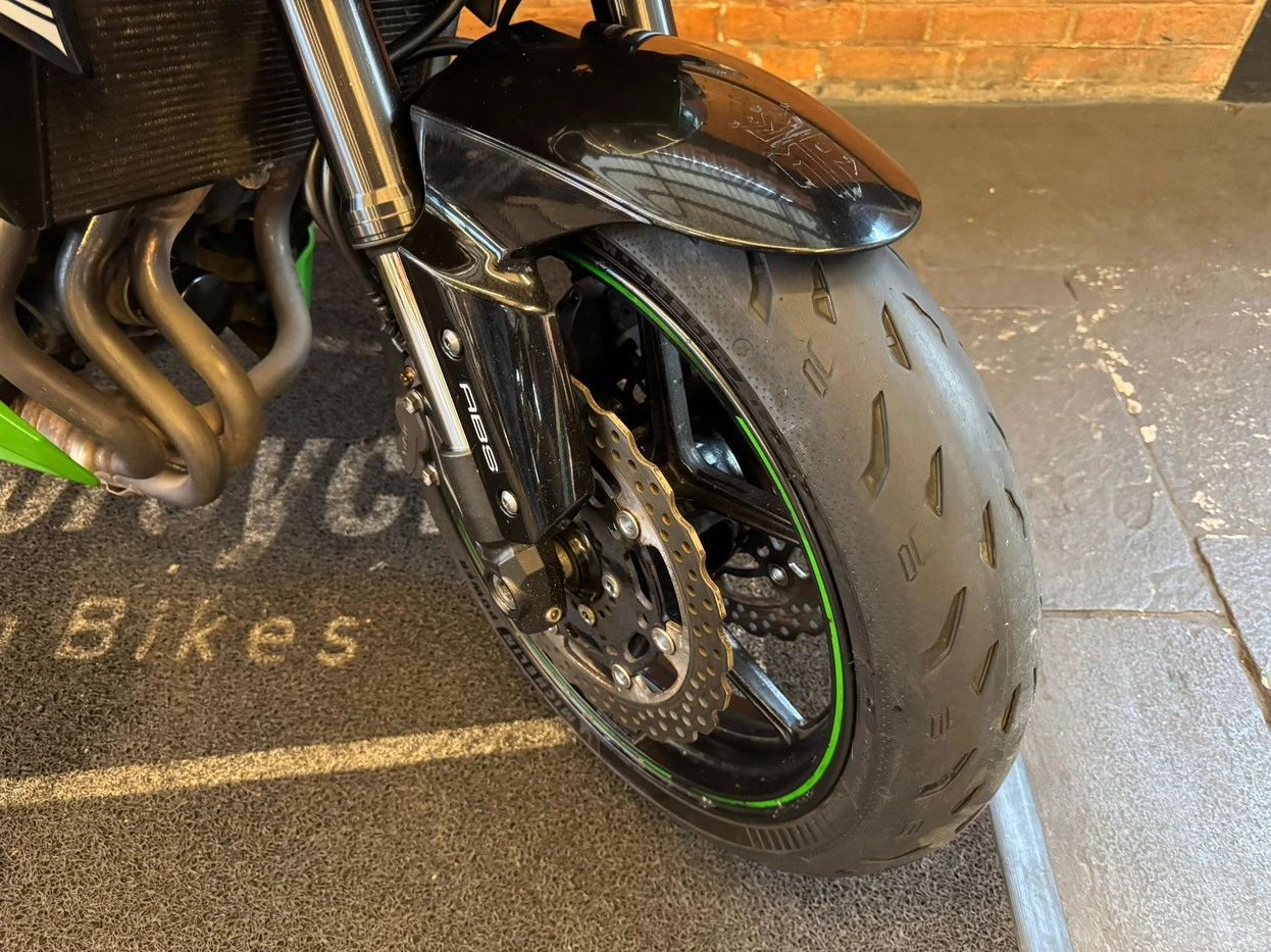 KAWASAKI Z800 ABS