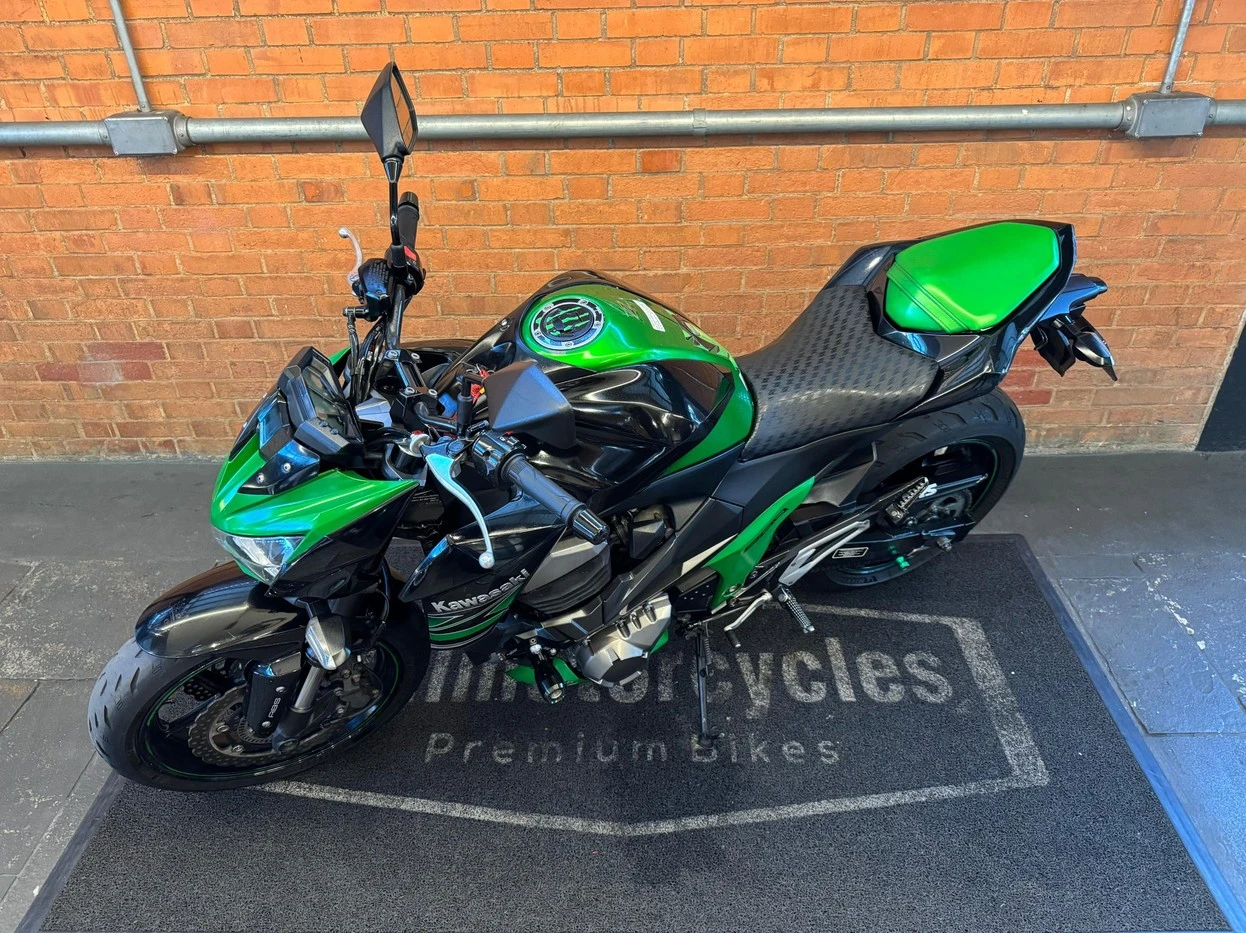 KAWASAKI Z800 ABS