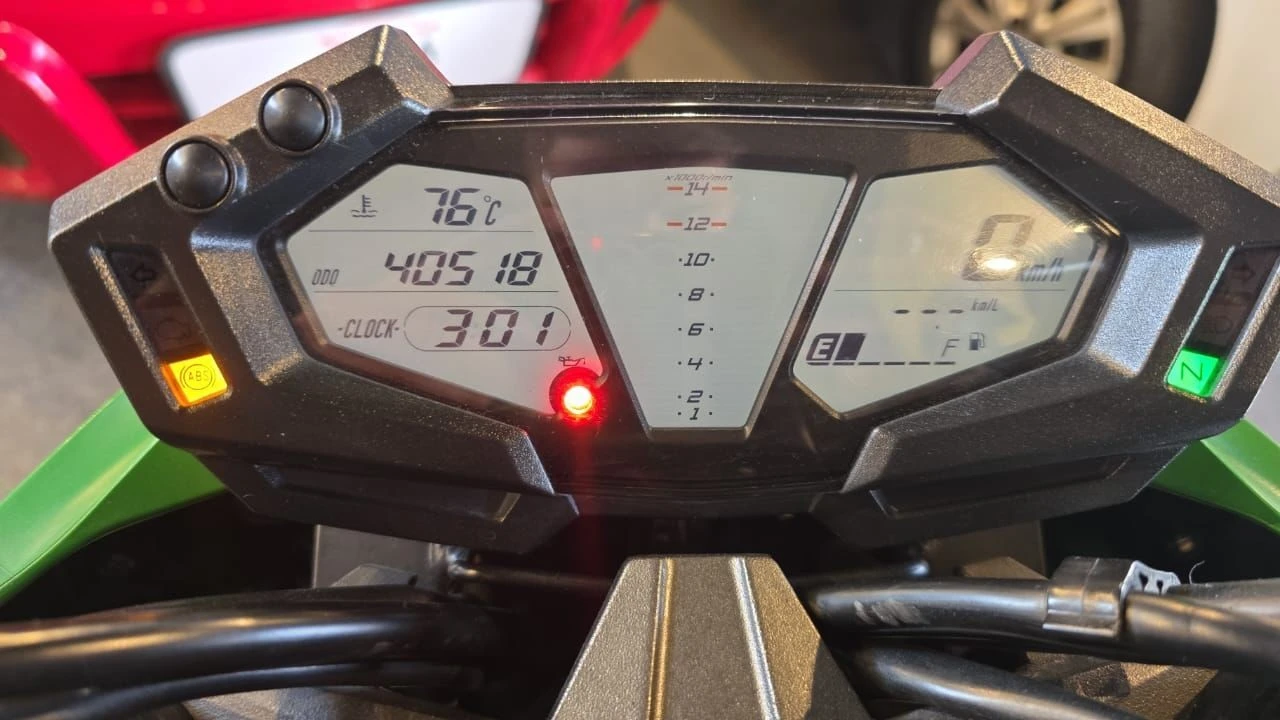 KAWASAKI Z800 ABS
