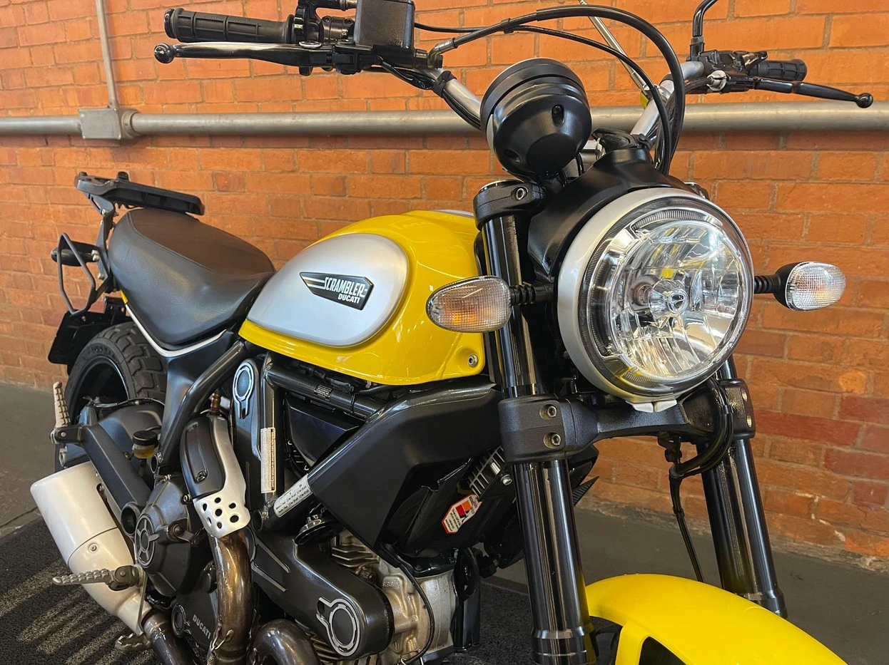 DUCATI SCRAMBLER ICON