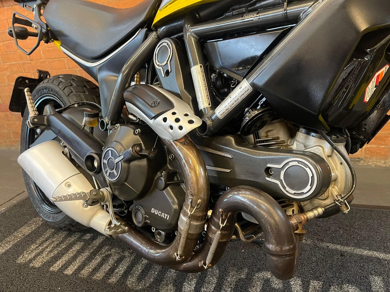 DUCATI SCRAMBLER ICON