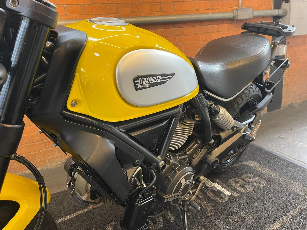 DUCATI SCRAMBLER ICON