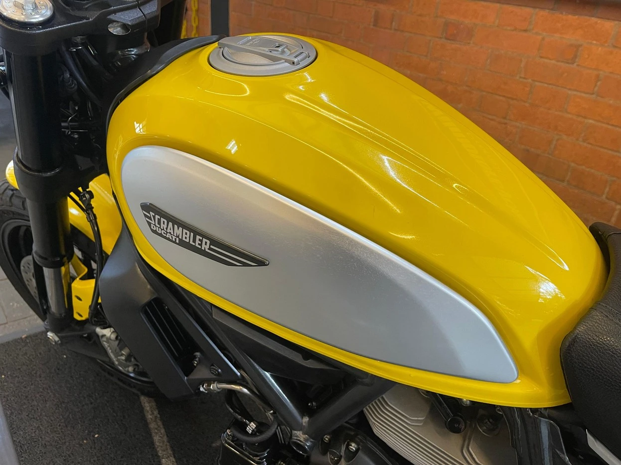 DUCATI SCRAMBLER ICON
