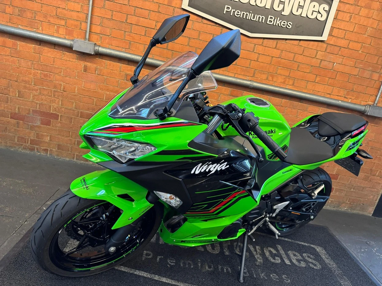 KAWASAKI NINJA 400