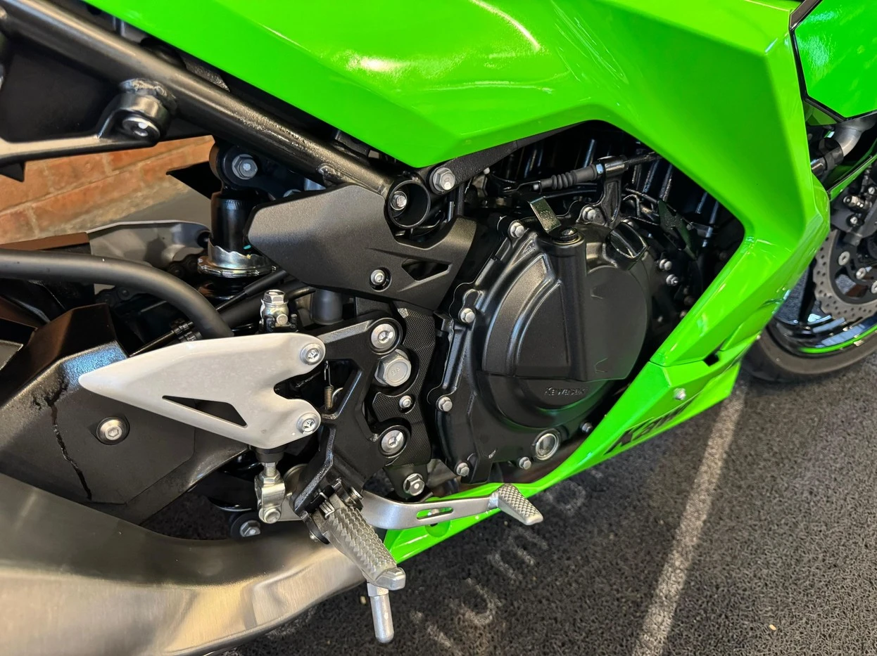 KAWASAKI NINJA 400