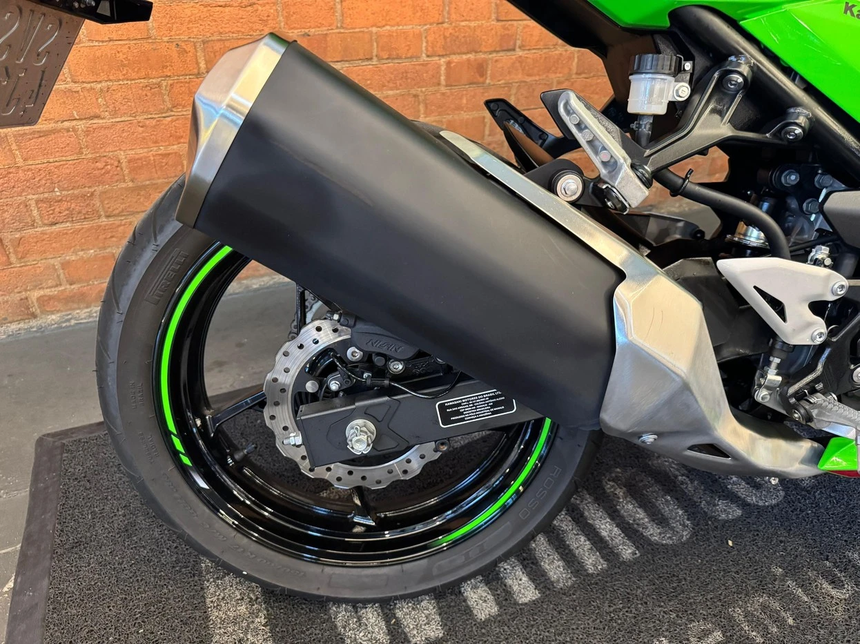 KAWASAKI NINJA 400