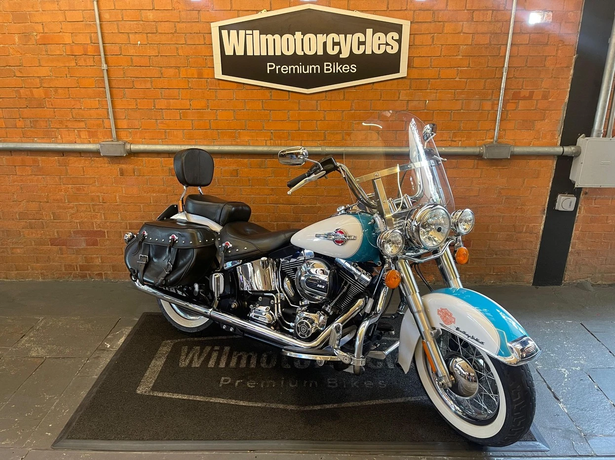 HARLEY-DAVIDSON HERITAGE SOFTAIL CLASSIC
