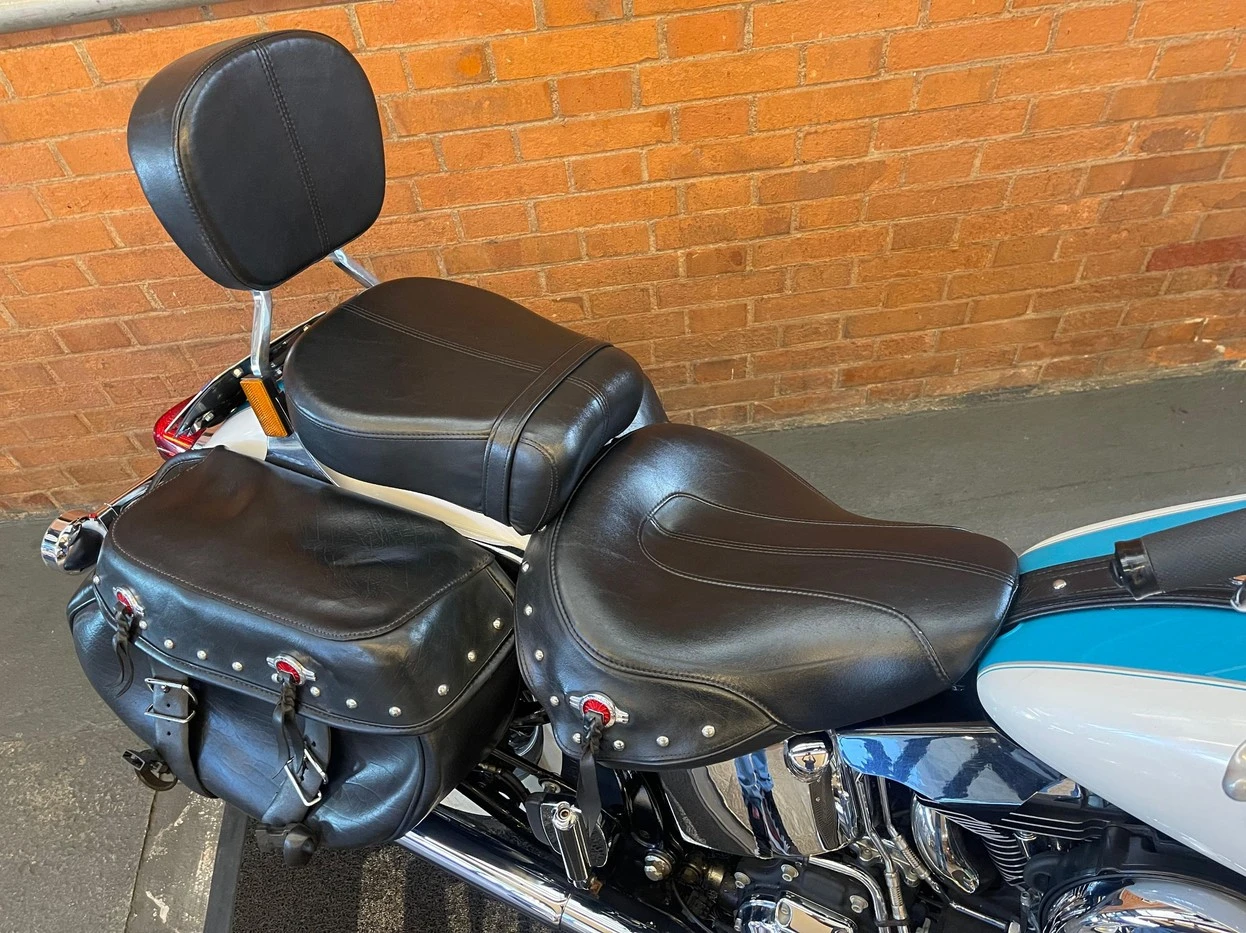 HARLEY-DAVIDSON HERITAGE SOFTAIL CLASSIC