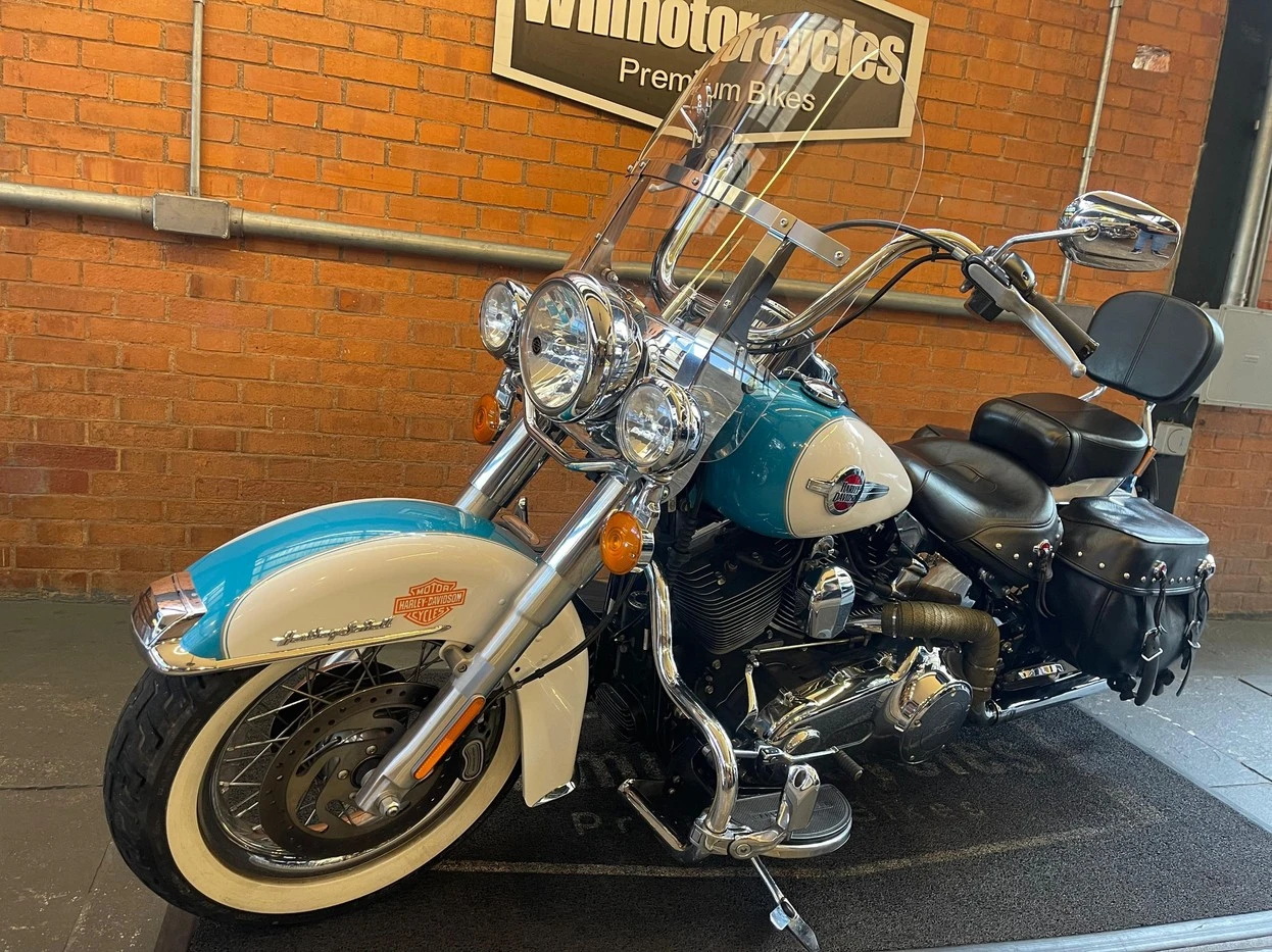 HARLEY-DAVIDSON HERITAGE SOFTAIL CLASSIC