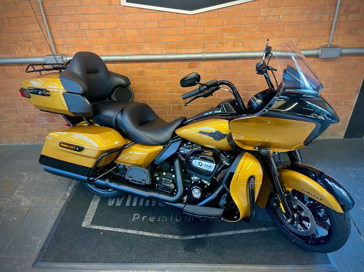 HARLEY-DAVIDSON ROAD GLIDE LIMITED