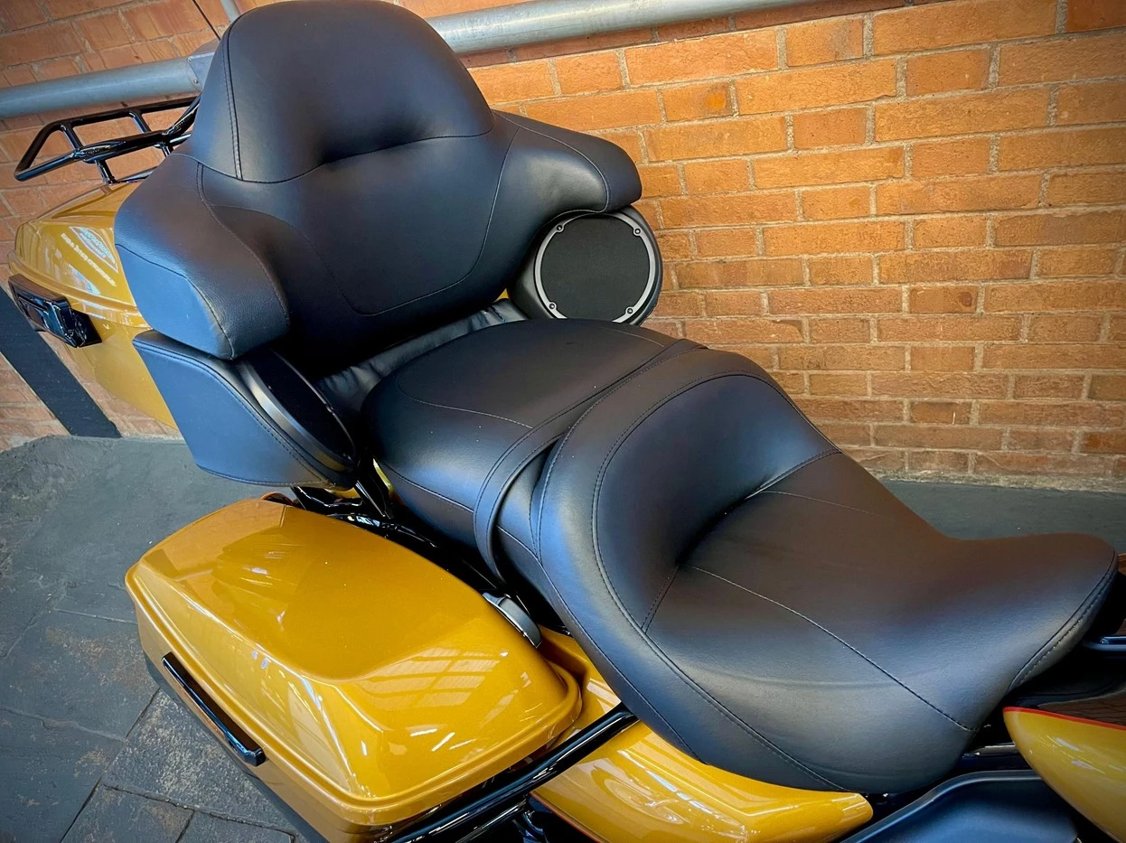 HARLEY-DAVIDSON ROAD GLIDE LIMITED