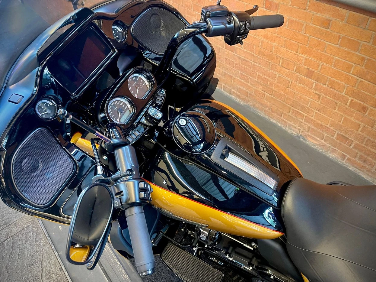 HARLEY-DAVIDSON ROAD GLIDE LIMITED
