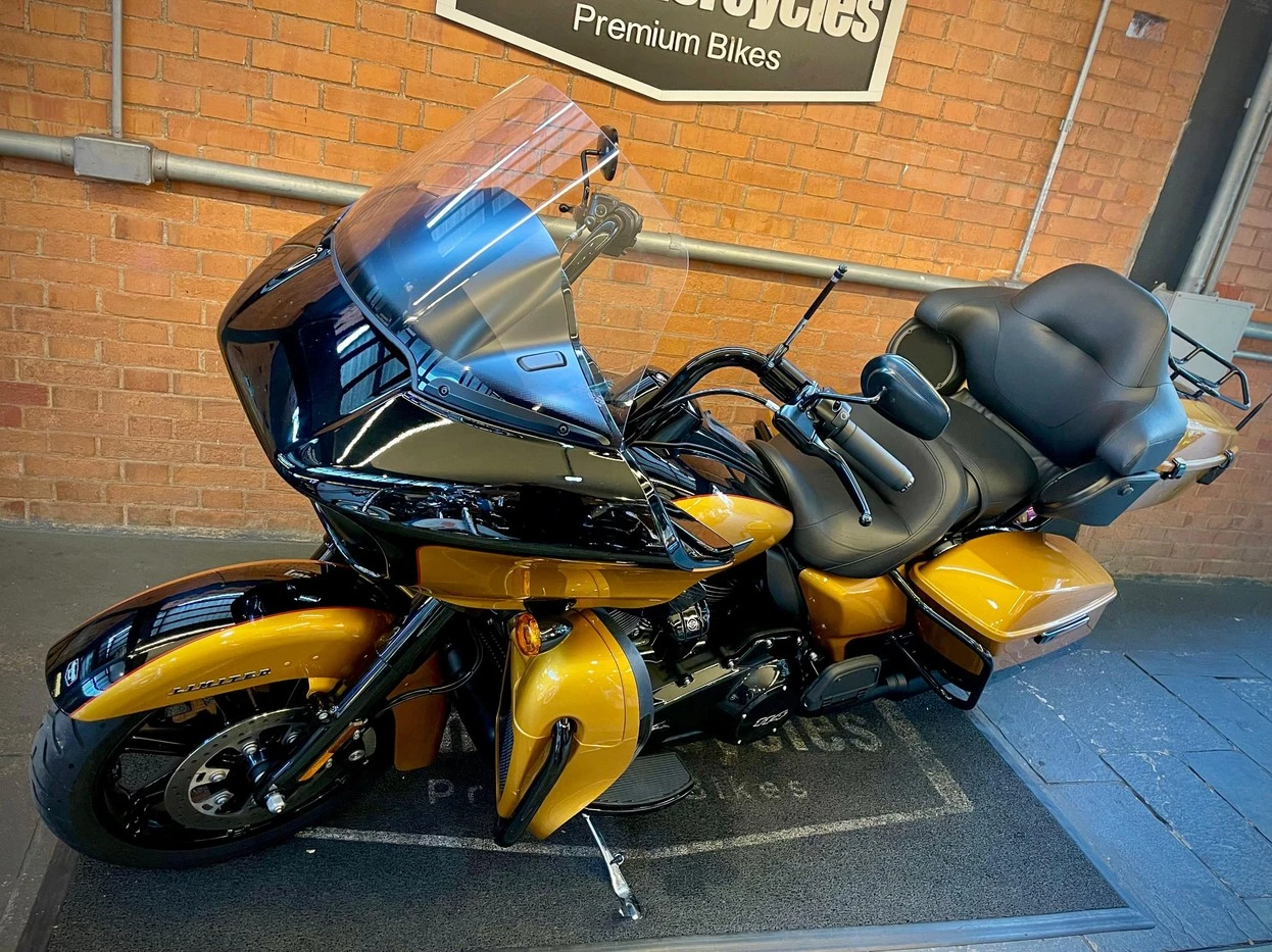 HARLEY-DAVIDSON ROAD GLIDE LIMITED
