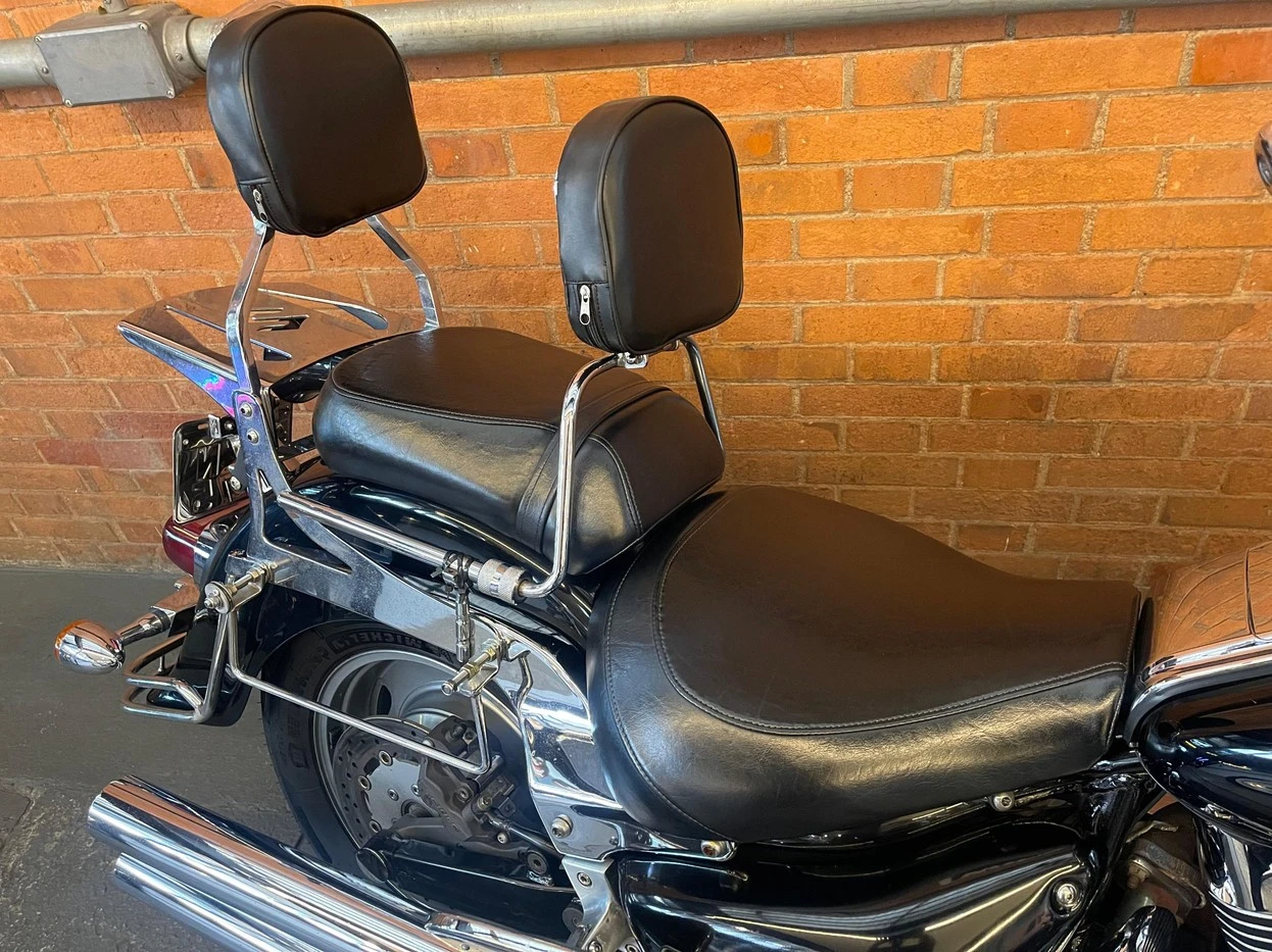 SUZUKI BOULEVARD C1500