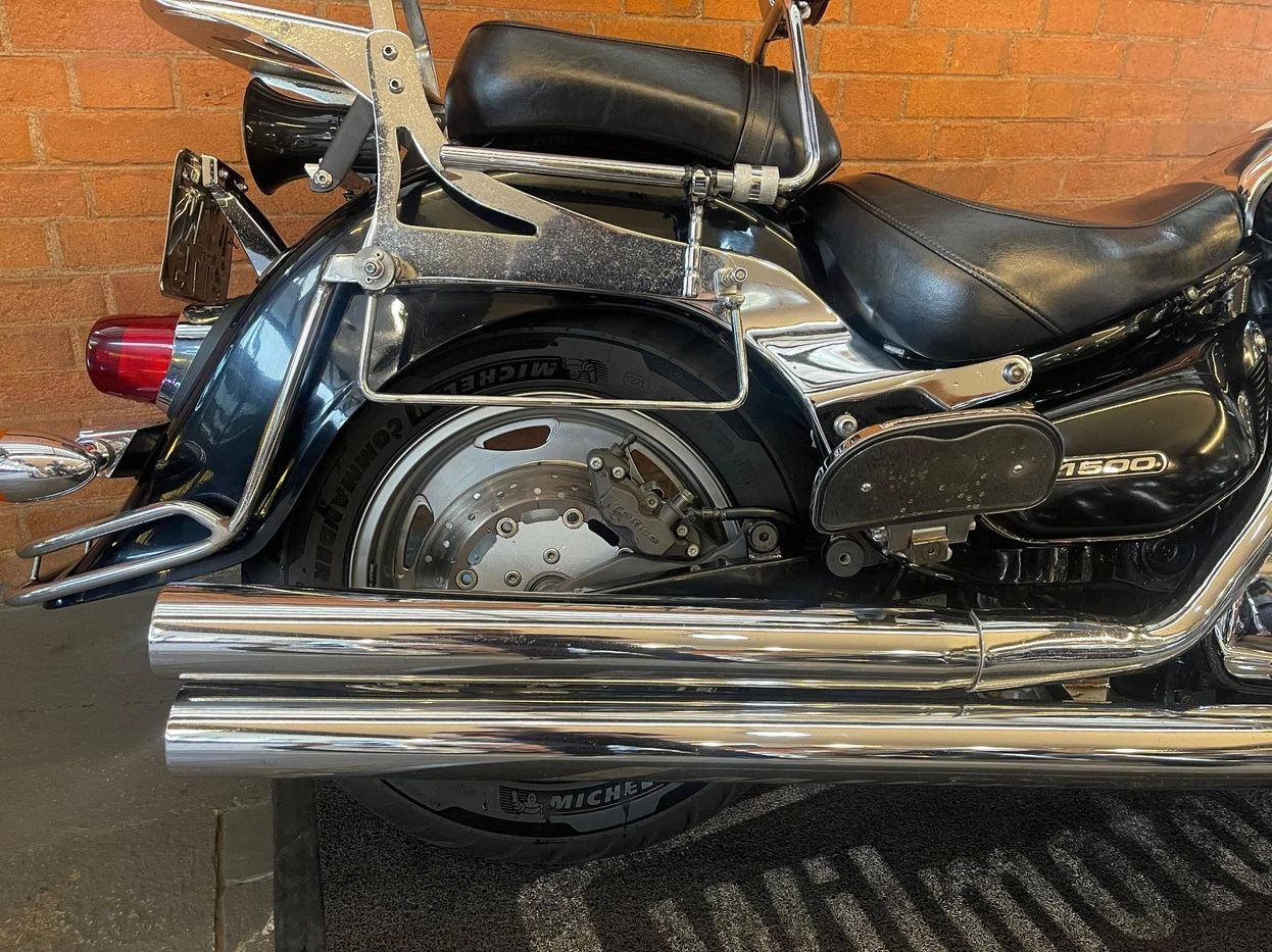 SUZUKI BOULEVARD C1500