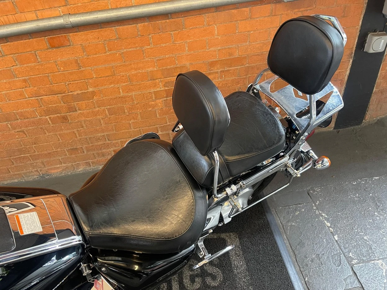 SUZUKI BOULEVARD C1500