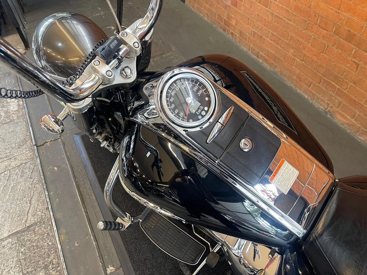 SUZUKI BOULEVARD C1500
