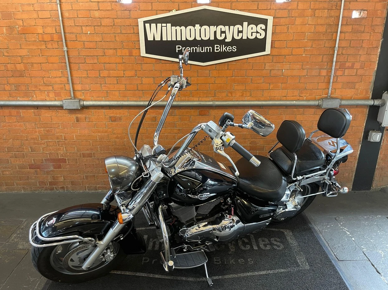 SUZUKI BOULEVARD C1500