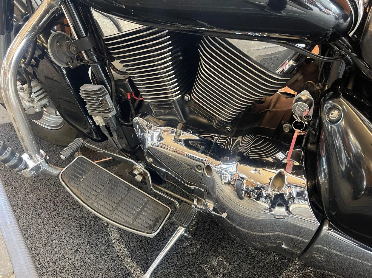 SUZUKI BOULEVARD C1500