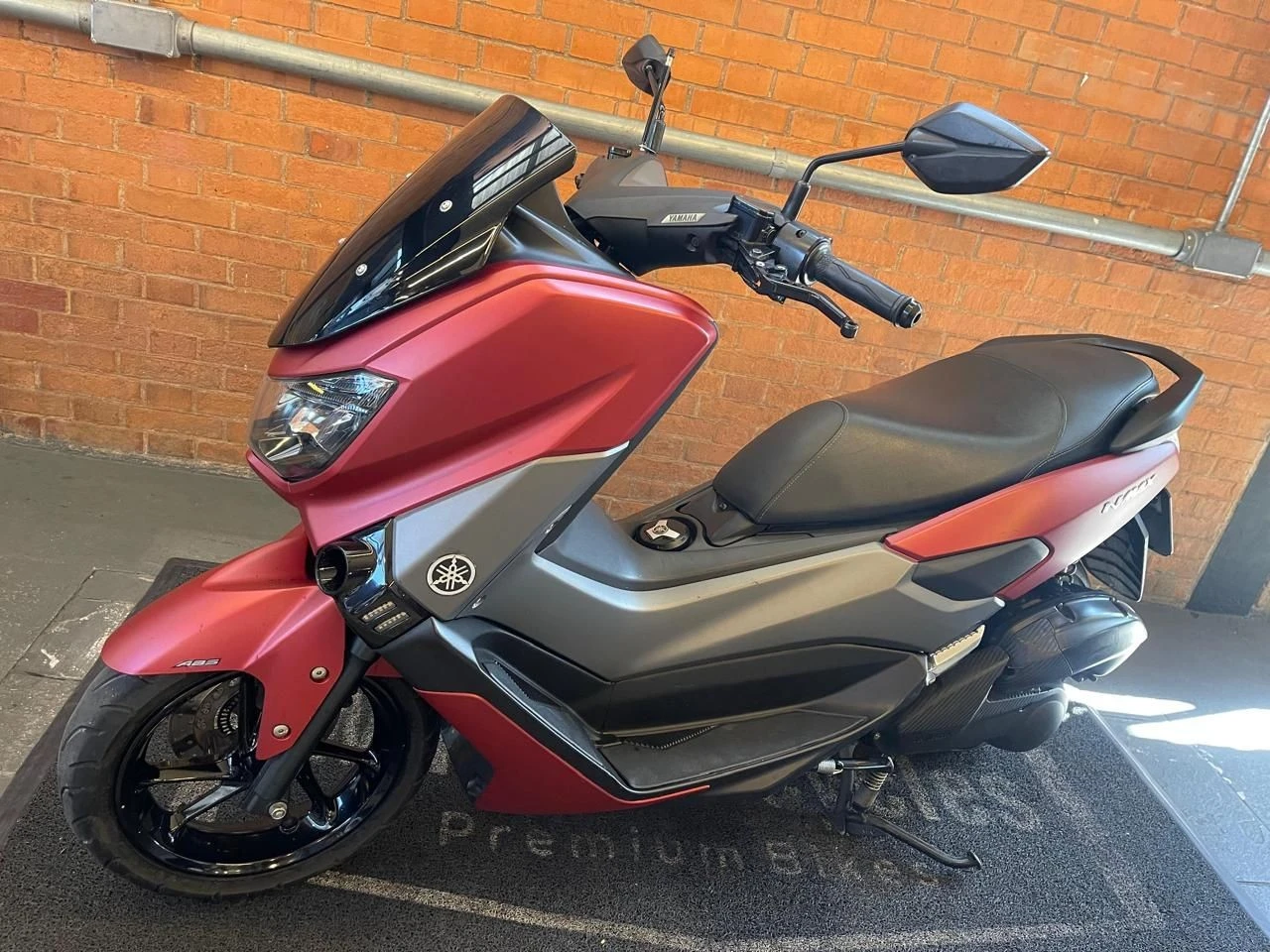YAMAHA NMAX 160 ABS