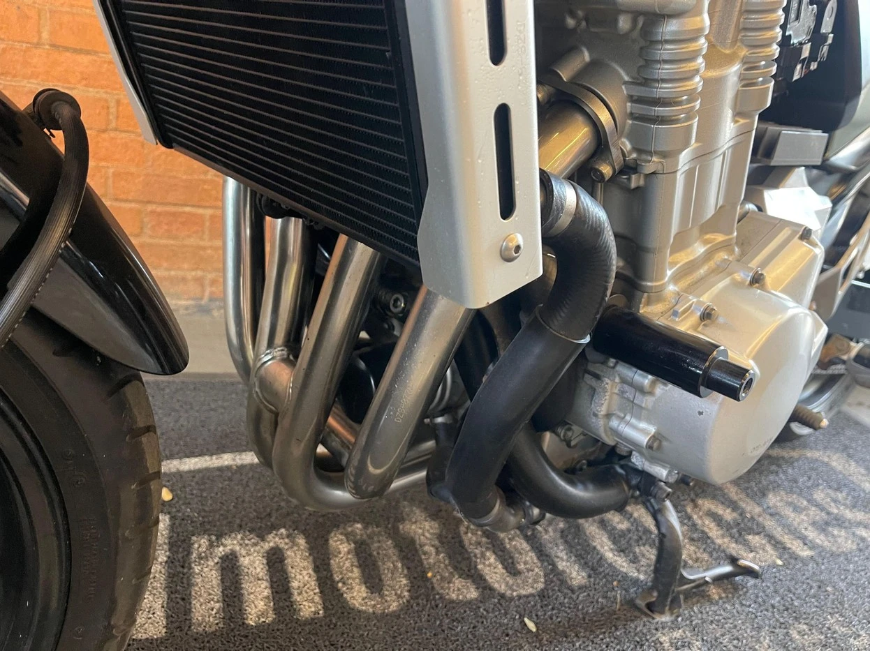 SUZUKI BANDIT 1250S