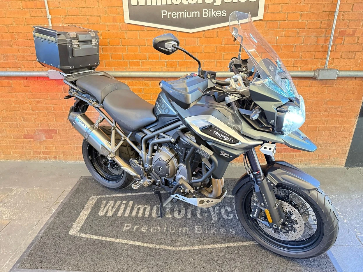 TRIUMPH TIGER 1200 XCA