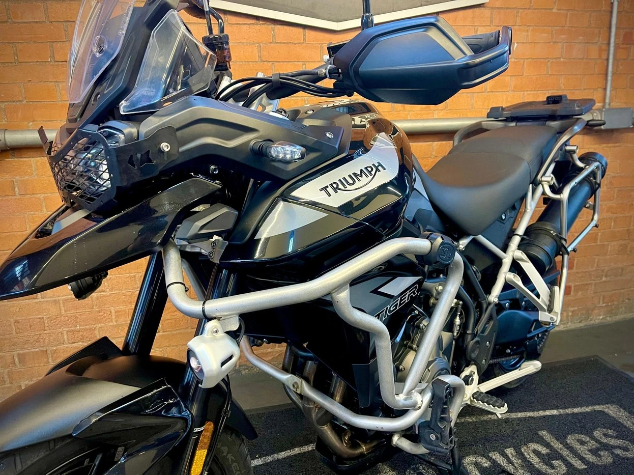 TRIUMPH TIGER 900 GT PRO