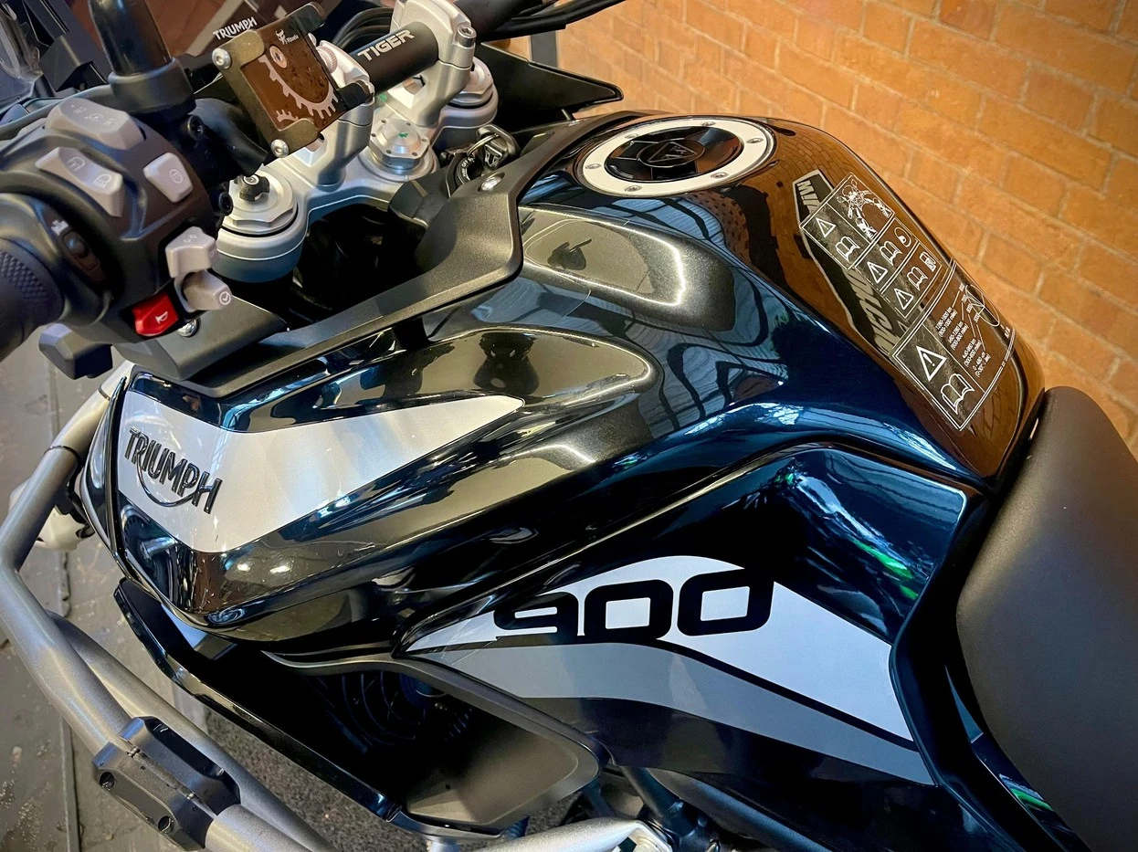TRIUMPH TIGER 900 GT PRO