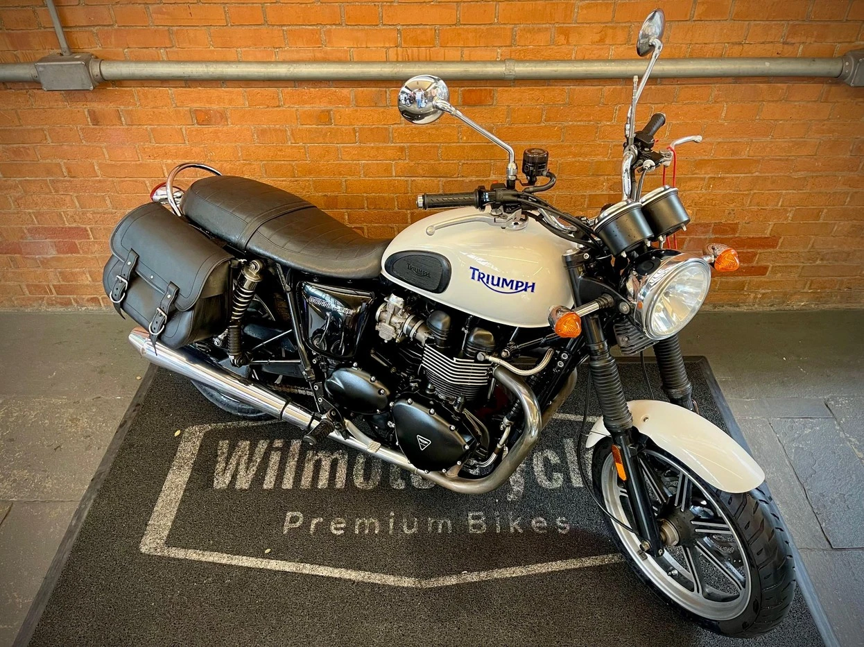 TRIUMPH BONNEVILLE T 100 865