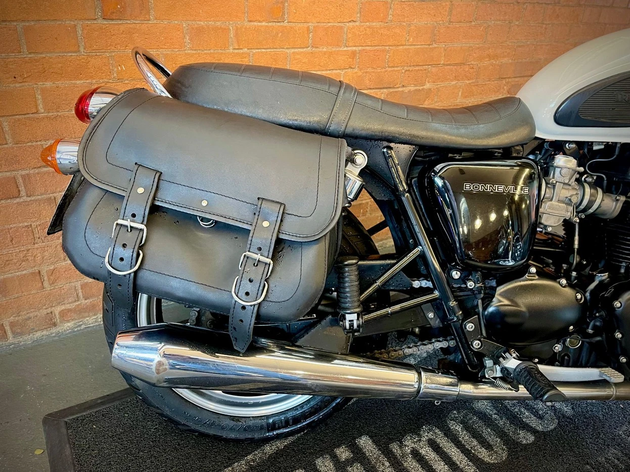 TRIUMPH BONNEVILLE T 100 865