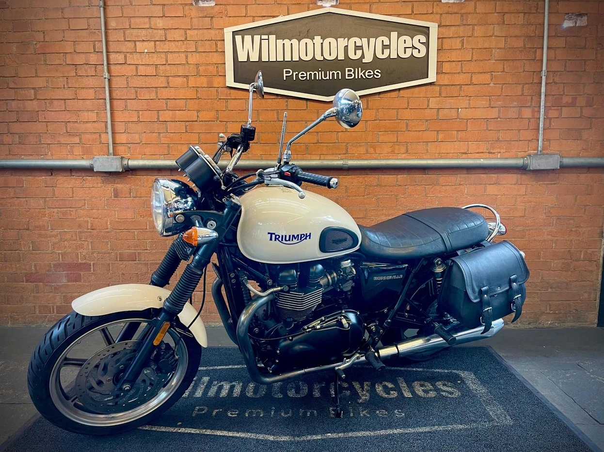 TRIUMPH BONNEVILLE T 100 865
