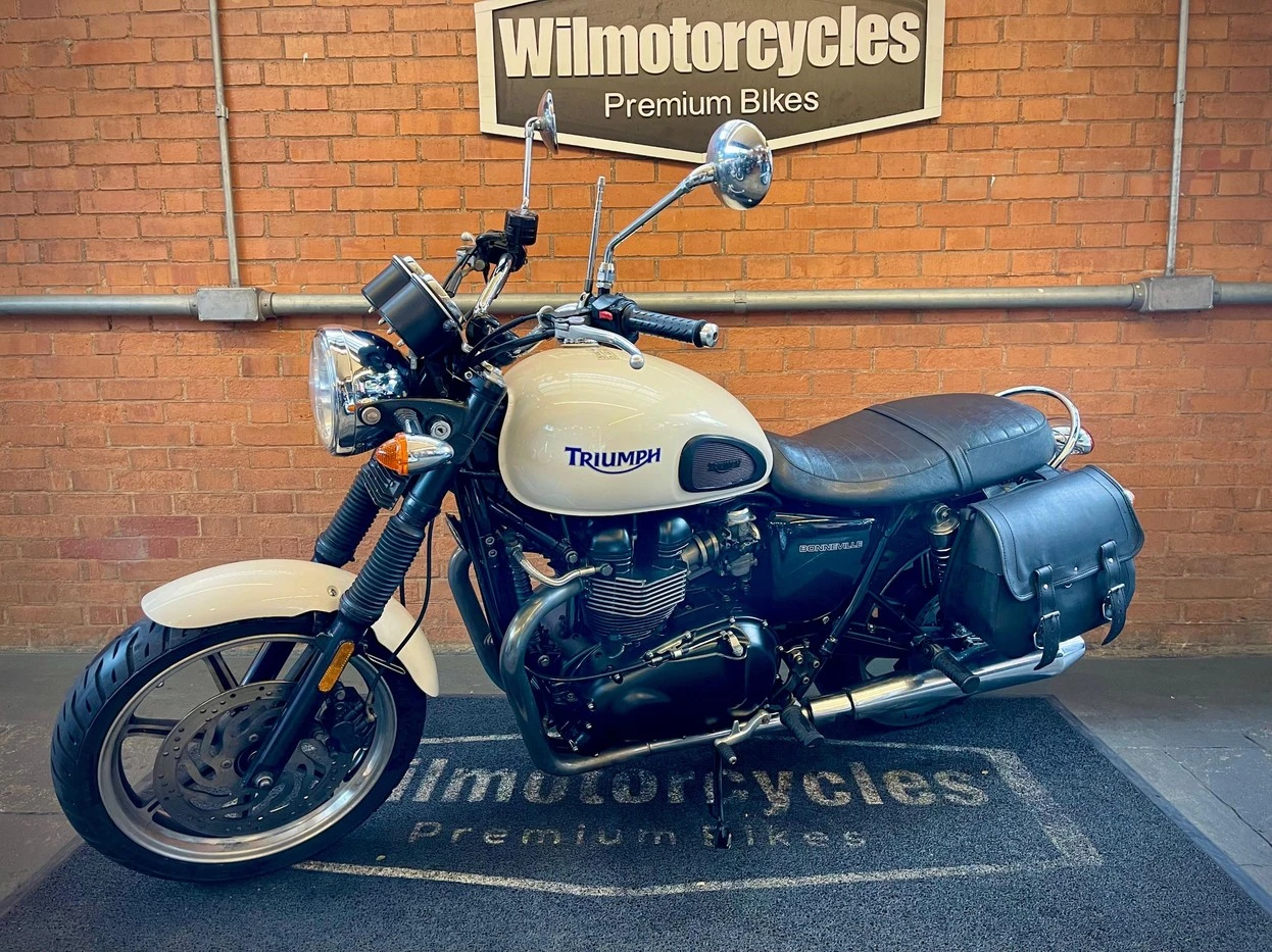 TRIUMPH BONNEVILLE T 100 865