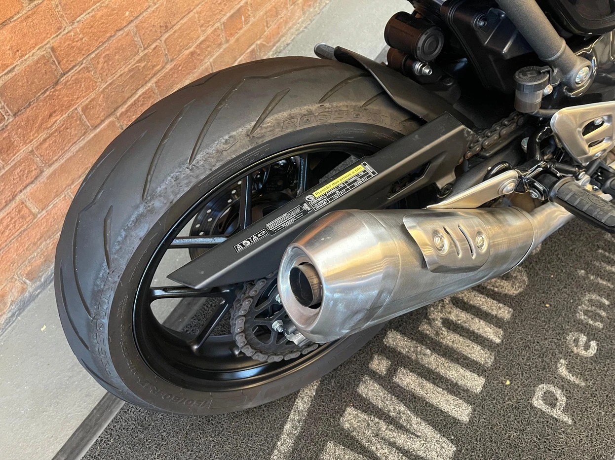 TRIUMPH SPEED 400
