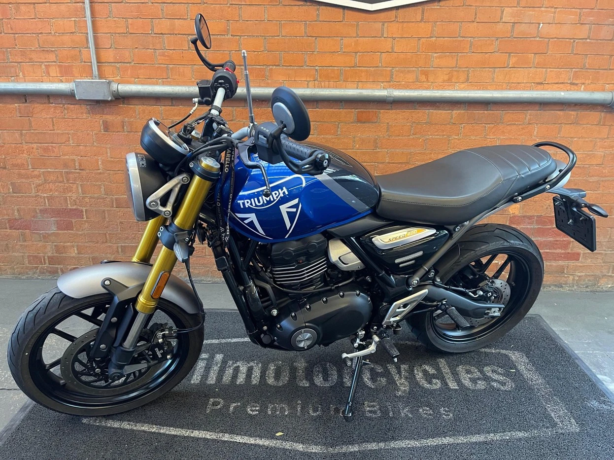 TRIUMPH SPEED 400