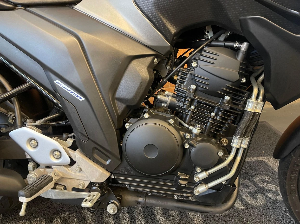 YAMAHA FZ25 FAZER ABS