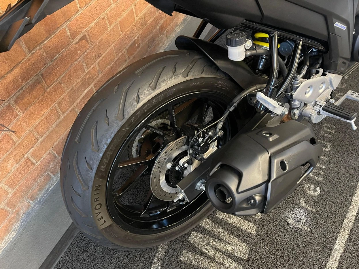YAMAHA FZ25 FAZER ABS