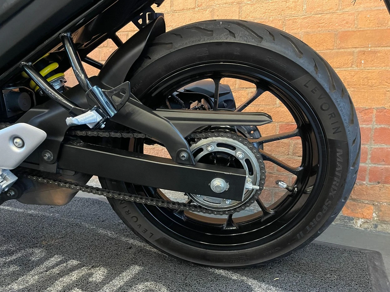 YAMAHA FZ25 FAZER ABS