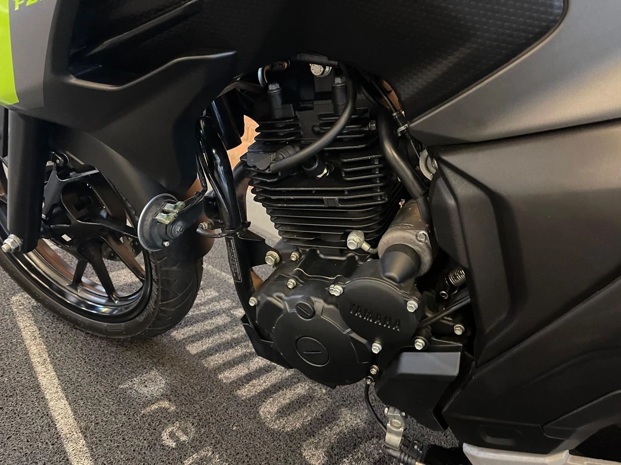 YAMAHA FZ25 FAZER ABS