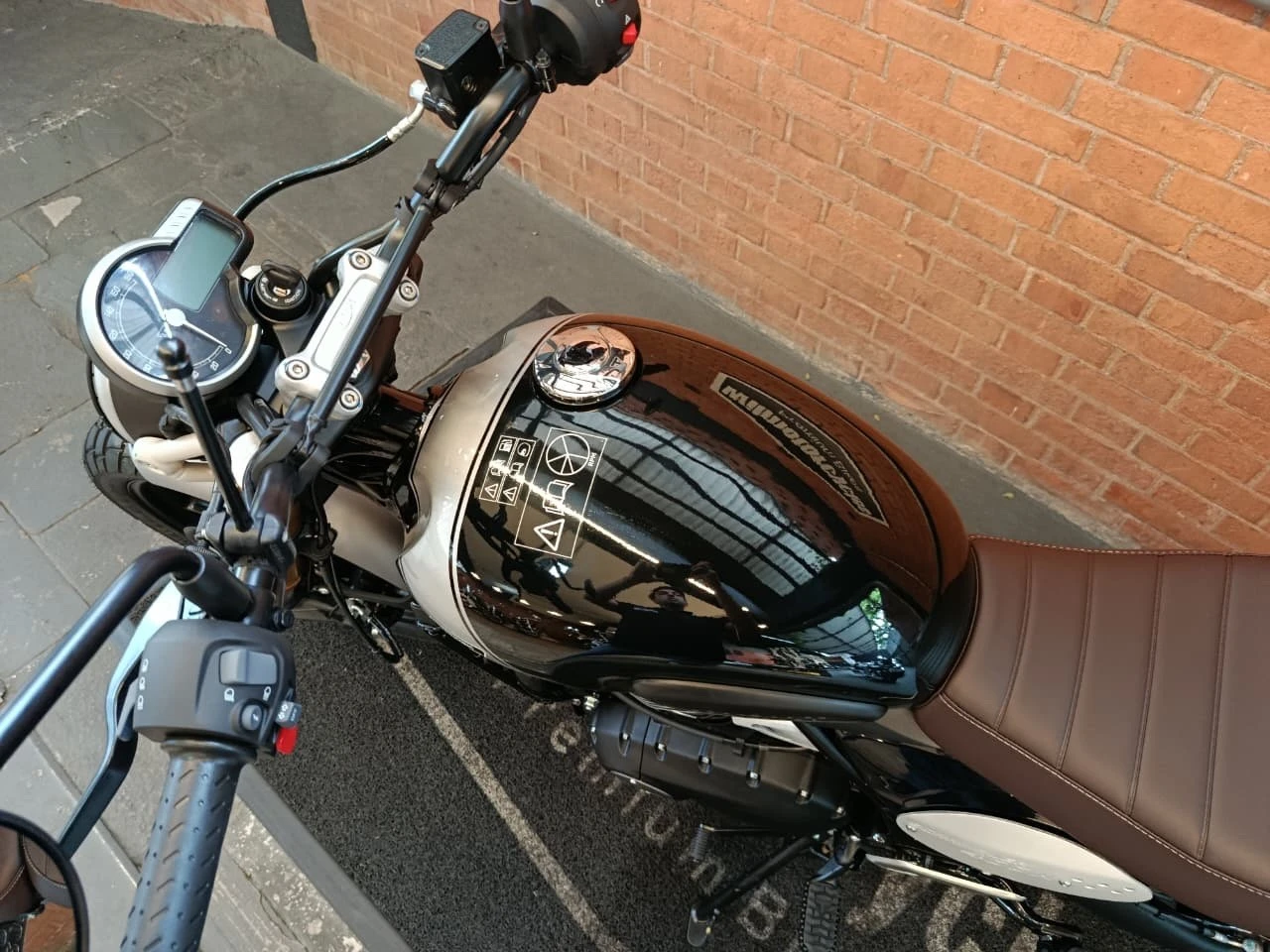 TRIUMPH SCRAMBLER