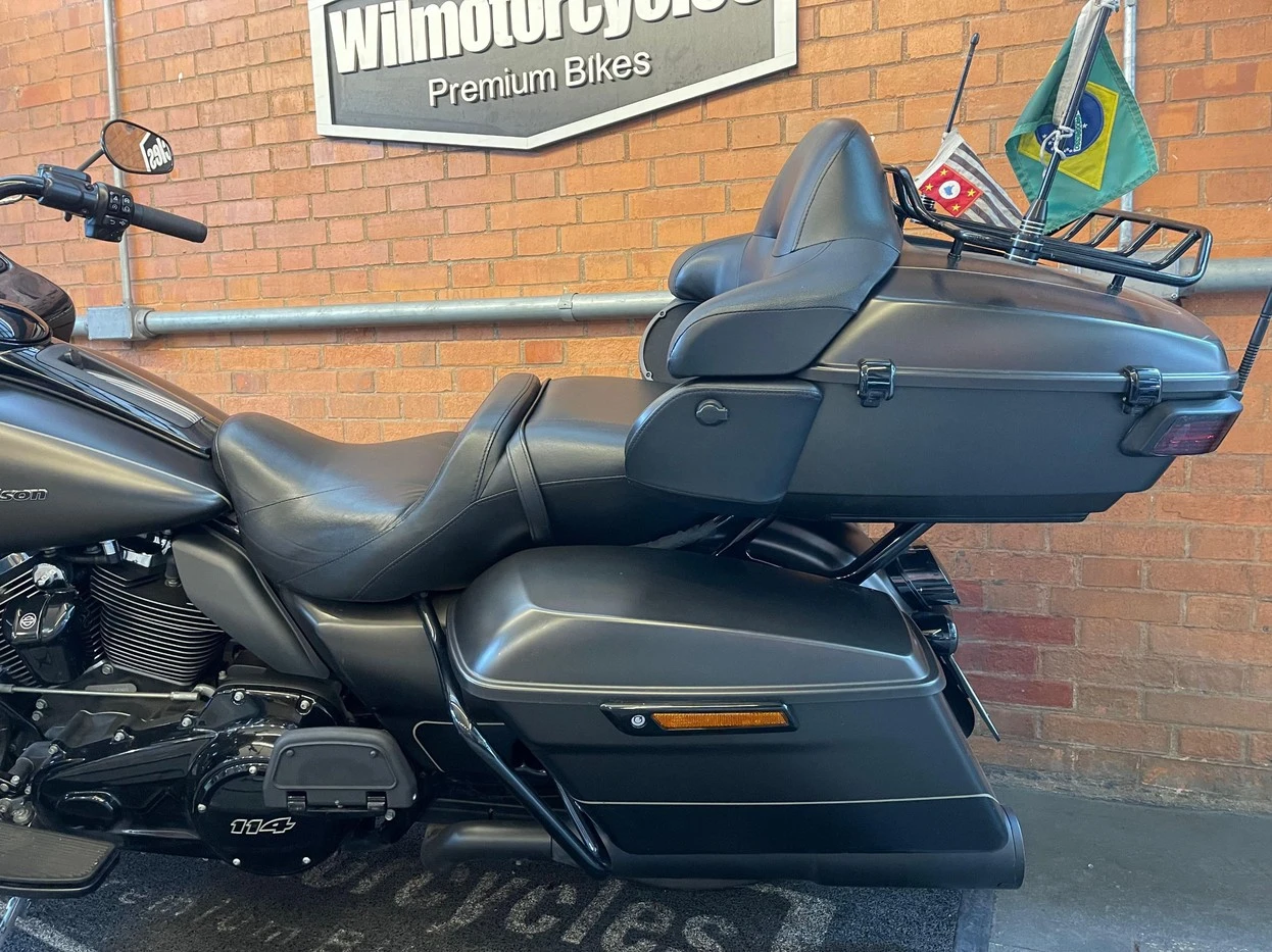 HARLEY-DAVIDSON ROAD GLIDE LIMITED