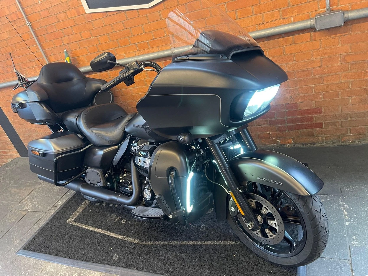 HARLEY-DAVIDSON ROAD GLIDE LIMITED