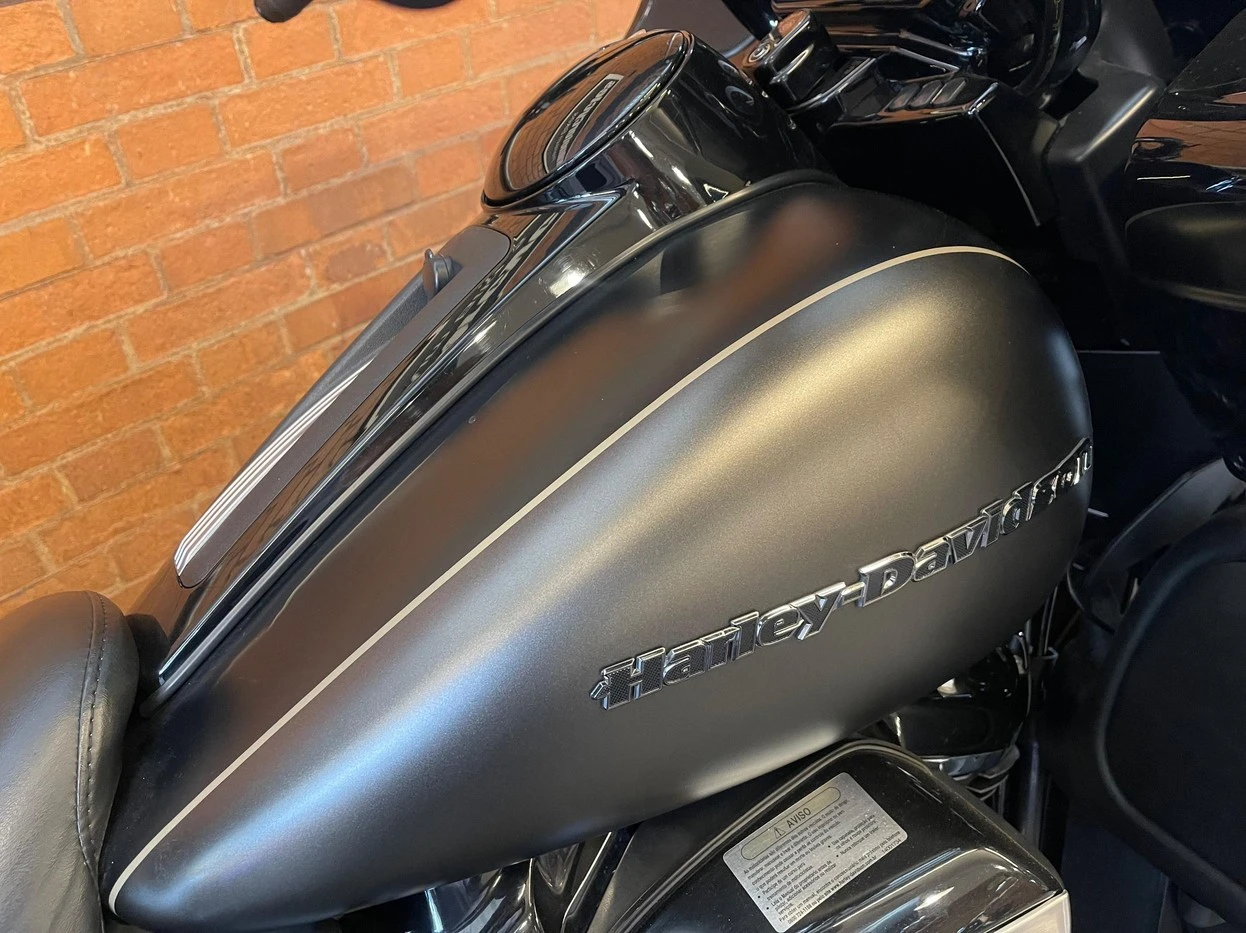 HARLEY-DAVIDSON ROAD GLIDE LIMITED