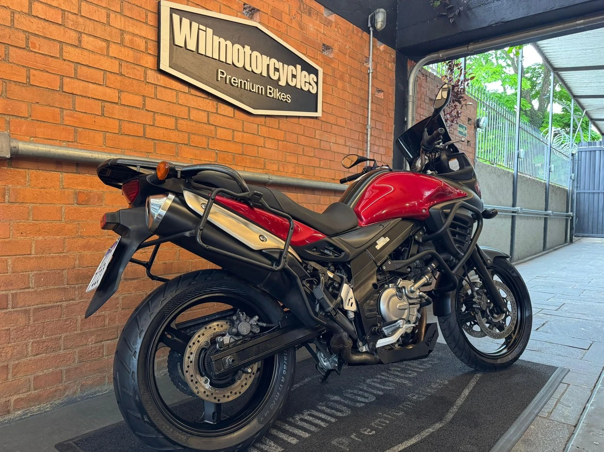 SUZUKI V STROM 650