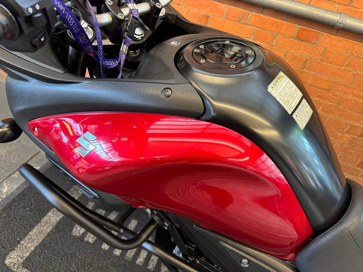 SUZUKI V STROM 650
