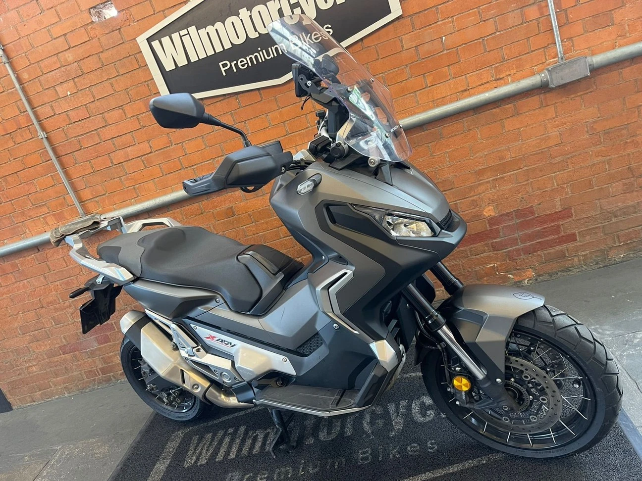 HONDA X-ADV
